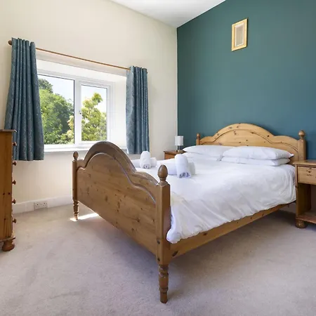 Stamp Howe - Great Views With Garden And Pub Nearby Holiday home