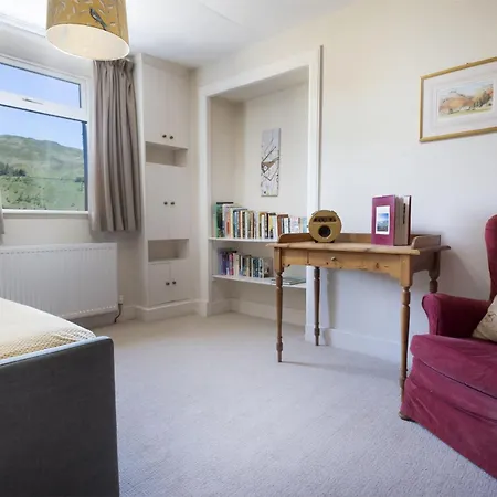 Stamp Howe - Great Views With Garden And Pub Nearby * Troutbeck (South Lakeland)
