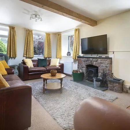 Stamp Howe - Great Views With Garden And Pub Nearby Holiday home