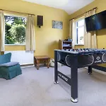 Stamp Howe - Great Views With Garden And Pub Nearby *